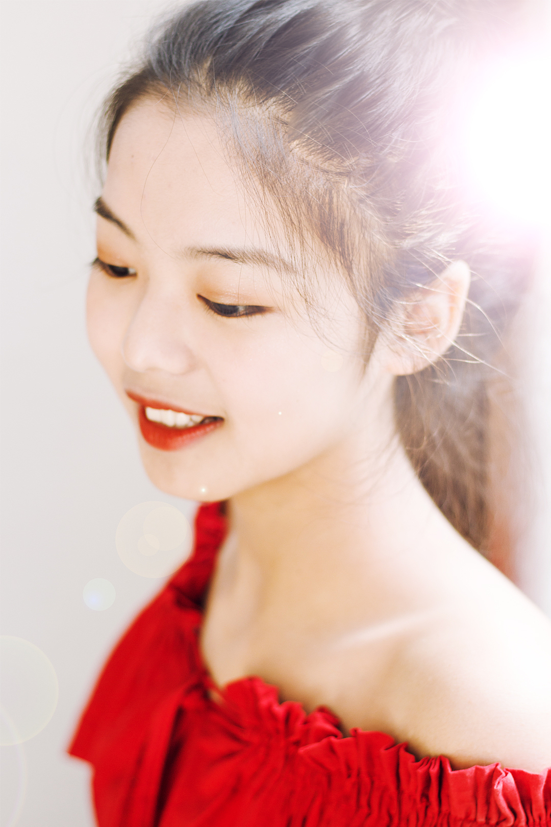 阳光下的爱丽丝