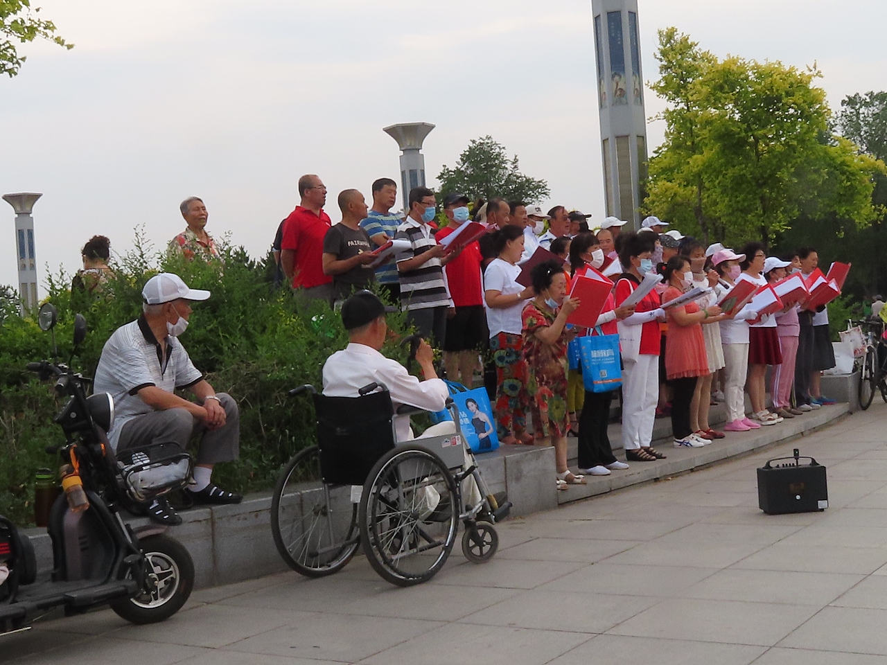 #抚顺记录#雷锋体育场小合唱现场-谷小松