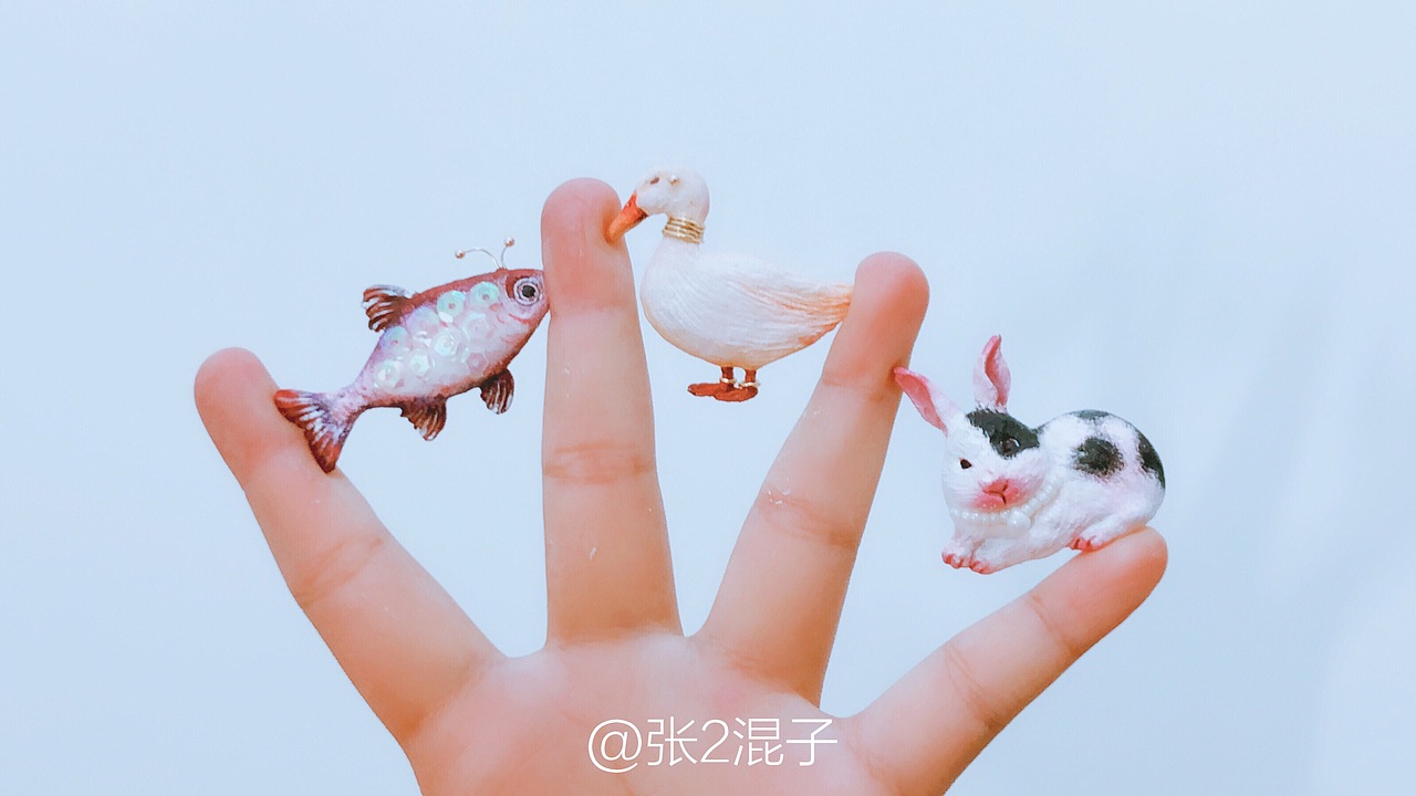 玩弄于股掌之间-软陶造物（图ZMTEwNzg4NTQ0） - 其他手工艺 - 站酷设计师张滚滚滚圆原创素材 - 站酷ZCOOL
