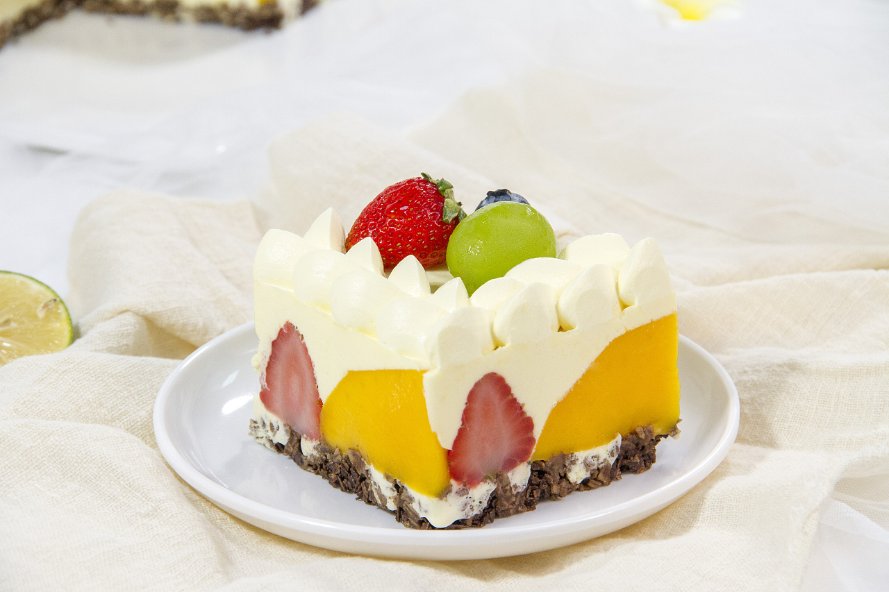 西柚慕斯蛋糕拍摄