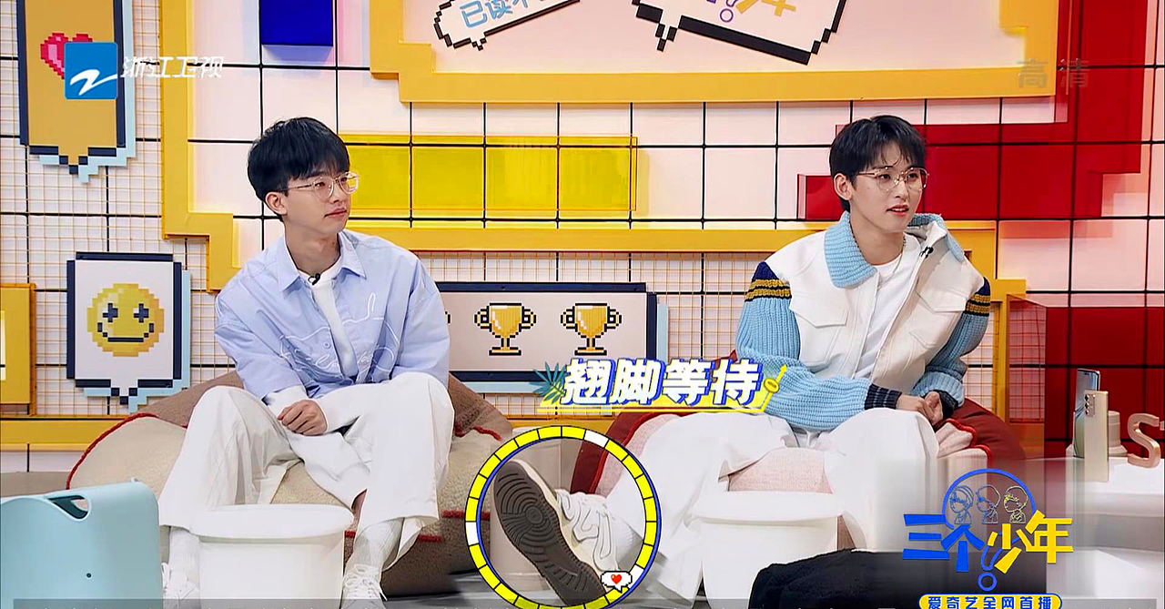 三个少年qp舞美设计（图ZMjk1NjQyODQ0） - 其他影视 - 站酷设计师哈尔滨邱鹏原创素材 - 站酷ZCOOL