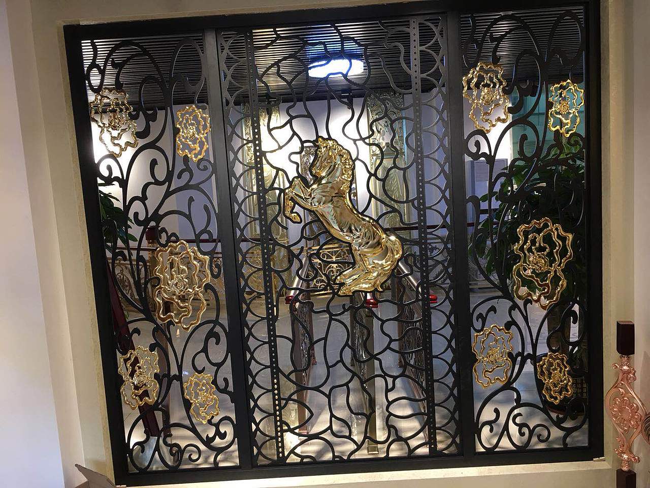 精雕屏风浮雕门花 铜雕铝板雕刻玄关屏风隔断（图ZMjA3ODAxNzYw） - 其他工业/产品 - 站酷设计师guya7675原创素材 - 站酷ZCOOL