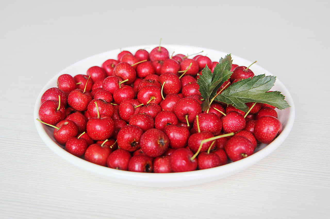 甜红子（新鲜小红星甜山楂拍摄）（图ZMTk4NTYxMjk2） - 产品摄影 - 站酷设计师pp1111原创素材 - 站酷ZCOOL