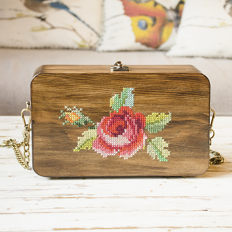 原创设计手工包 木头刺绣包包 刺绣包（图ZODA4ODM0OTY=） - 其他手工艺 - 站酷设计师花时间手艺馆原创素材 - 站酷ZCOOL