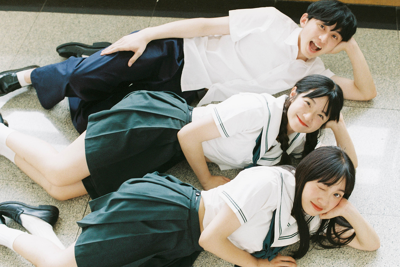 Set me whereas the sun doth parch the green.