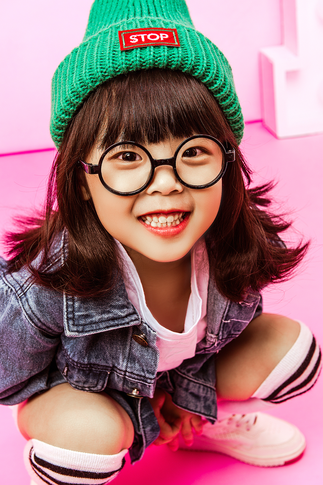 小妹子（圖ZMTM4Mjk2MzE2） - 人像攝影 - 站酷設(shè)計師煮熟的鵪鶉蛋原創(chuàng)素材 - 站酷ZCOOL