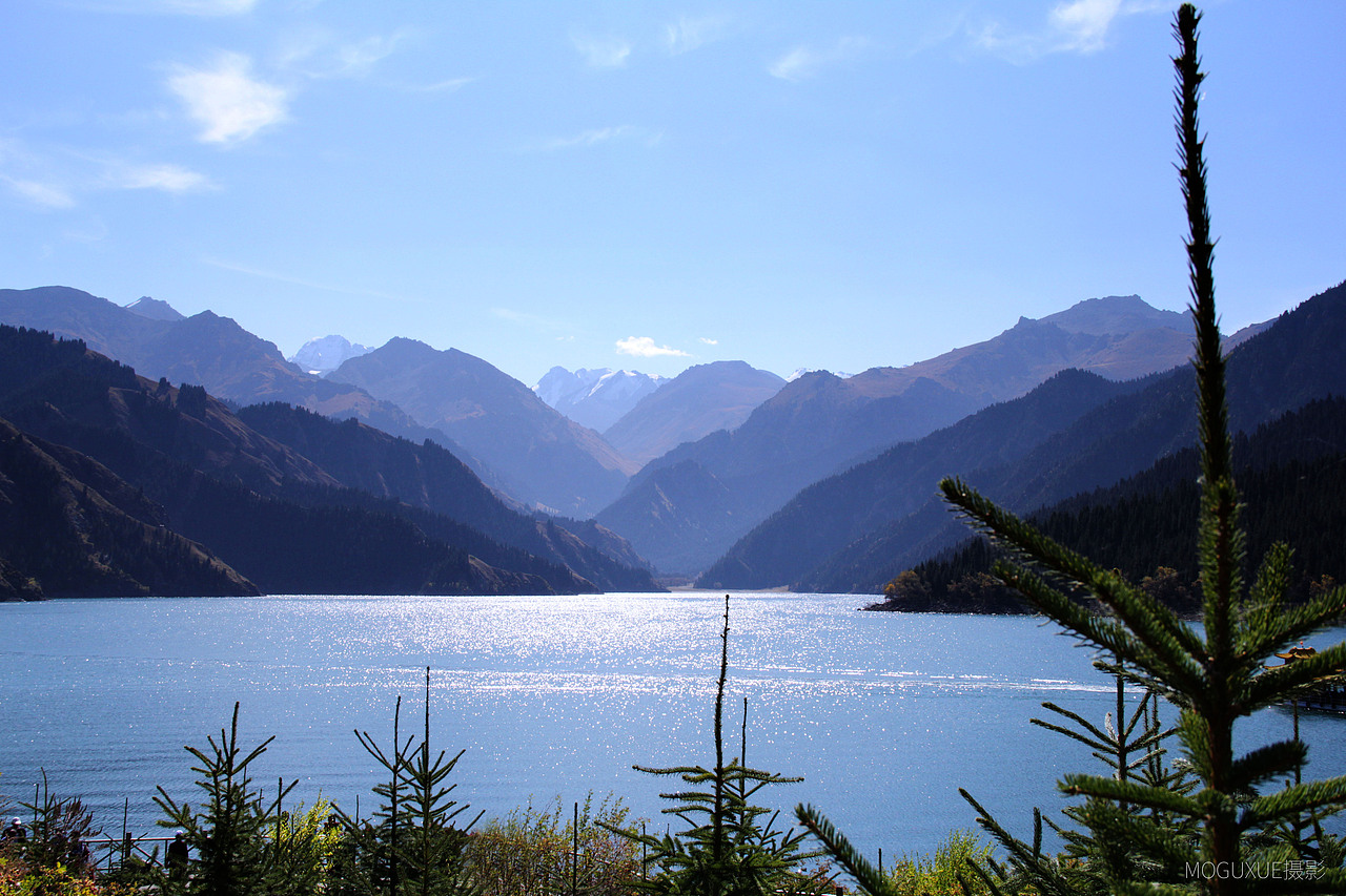 天山-天池，美丽的蓝宝石