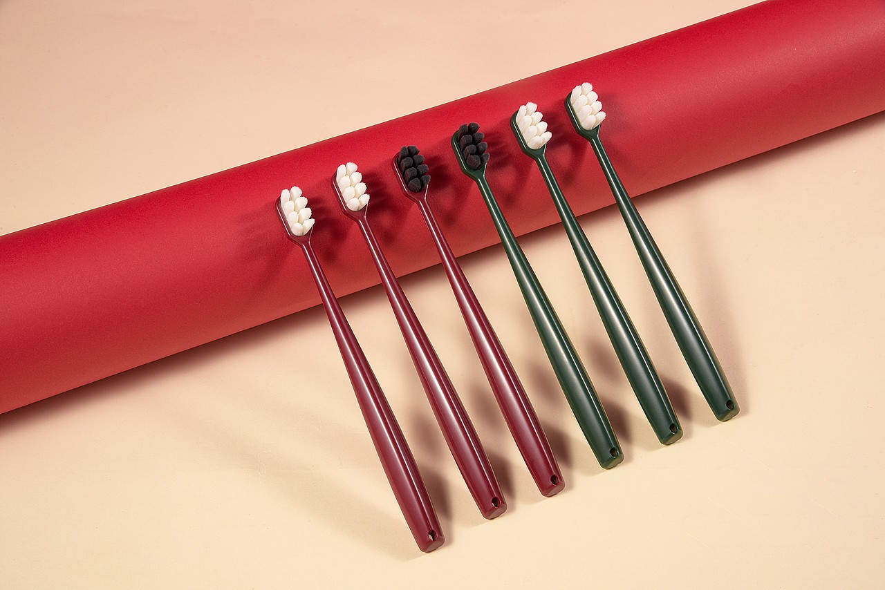 牙刷 X 静物图片创意拍摄-拾月视觉创意机构（图ZMzA4MTIyNjQw） - 产品摄影 - 站酷设计师拾月视觉创意机构原创素材 - 站酷ZCOOL