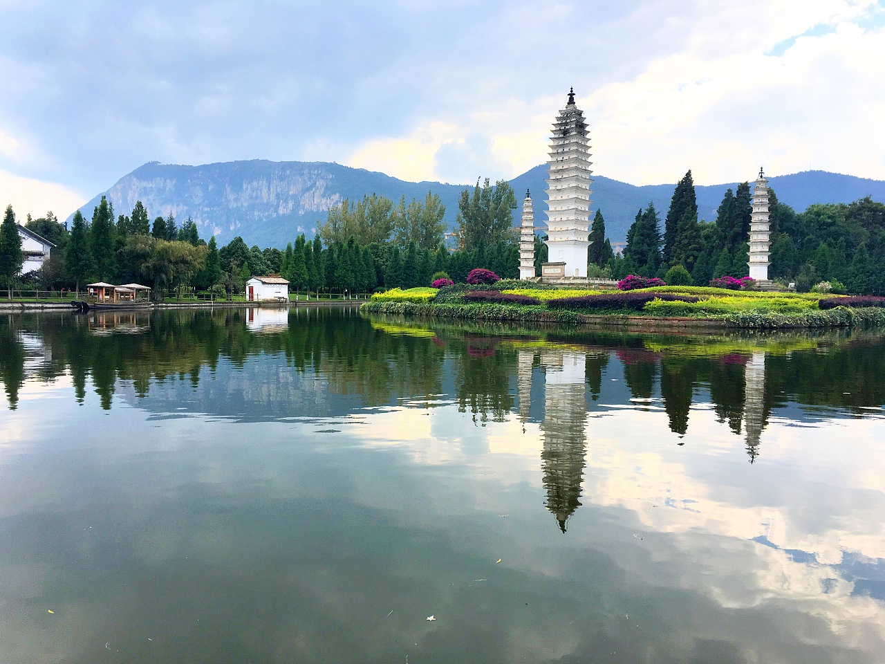 云南名族村白族三塔