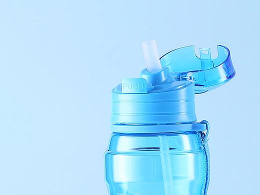 彩色塑料杯（个人主页-ZMjU1OTg4MDQ=） - 产品摄影 - 站酷设计师lynncool原创素材 - 站酷ZCOOL