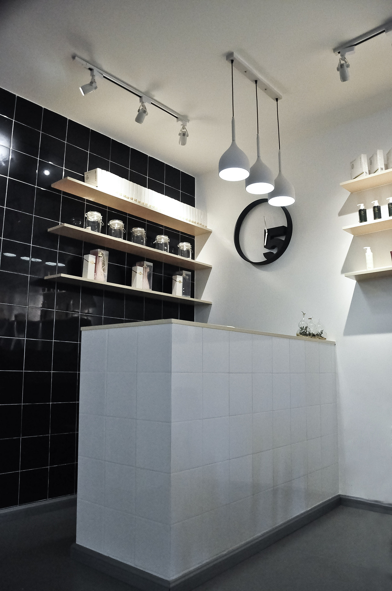 Y SQUARE让指尖充满诱惑