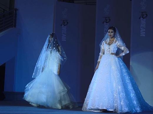 《致梦想》毕业展