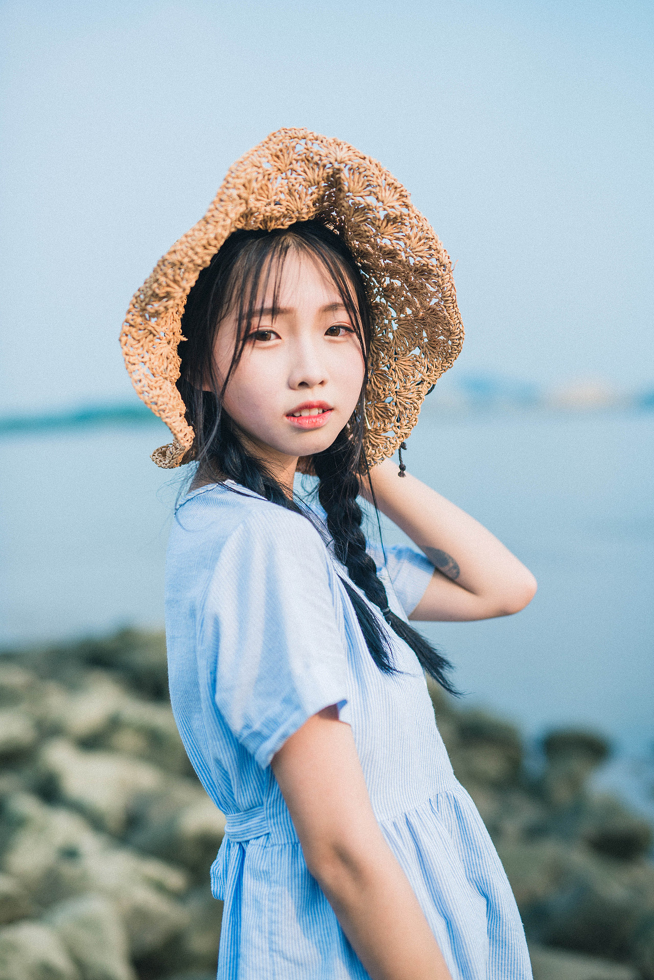 等風(fēng)來（圖ZNTUyMjk0MDg=） - 人像攝影 - 站酷設(shè)計(jì)師大眼祥原創(chuàng)素材 - 站酷ZCOOL