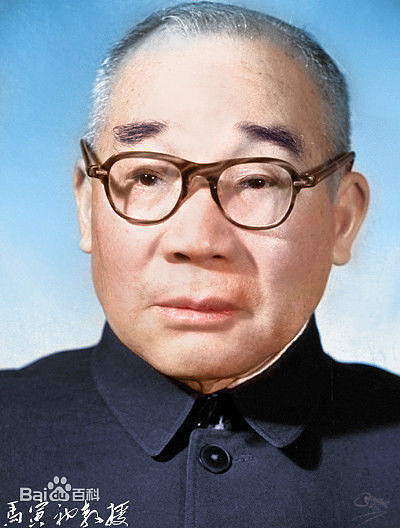 《不倒翁》丁酉八月小鲤老诗为人口学家马寅初先生漫相