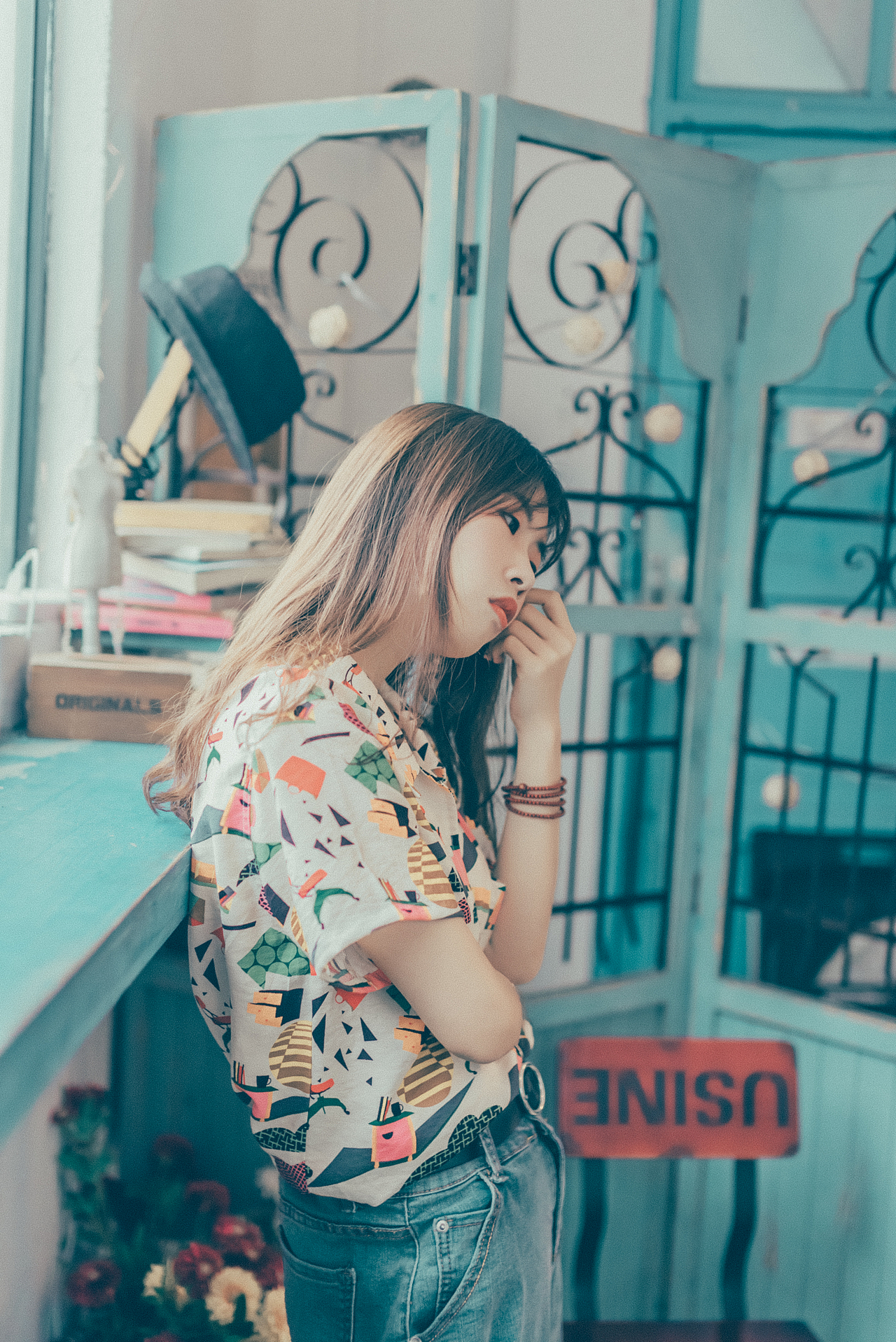 复古拿小喵咖啡馆（图ZMTc5Mzg4Njc2） - 人像摄影 - 站酷设计师小牛梦工厂原创素材 - 站酷ZCOOL