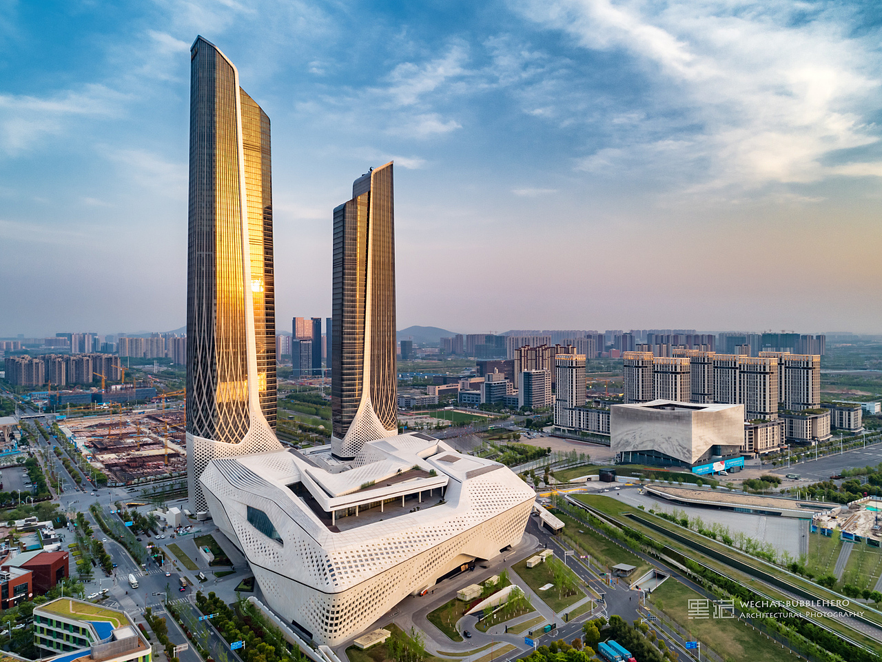 建筑摄影城市风光南京国际青年文化中心双子塔