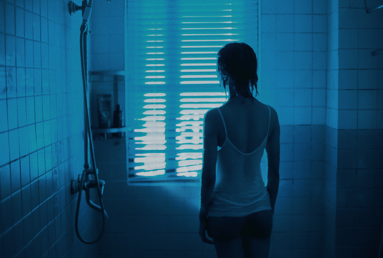 夜之波澜（图ZMTA1MTMwNjg0） - 人像摄影 - 站酷设计师牙疼老爷爷原创素材 - 站酷ZCOOL