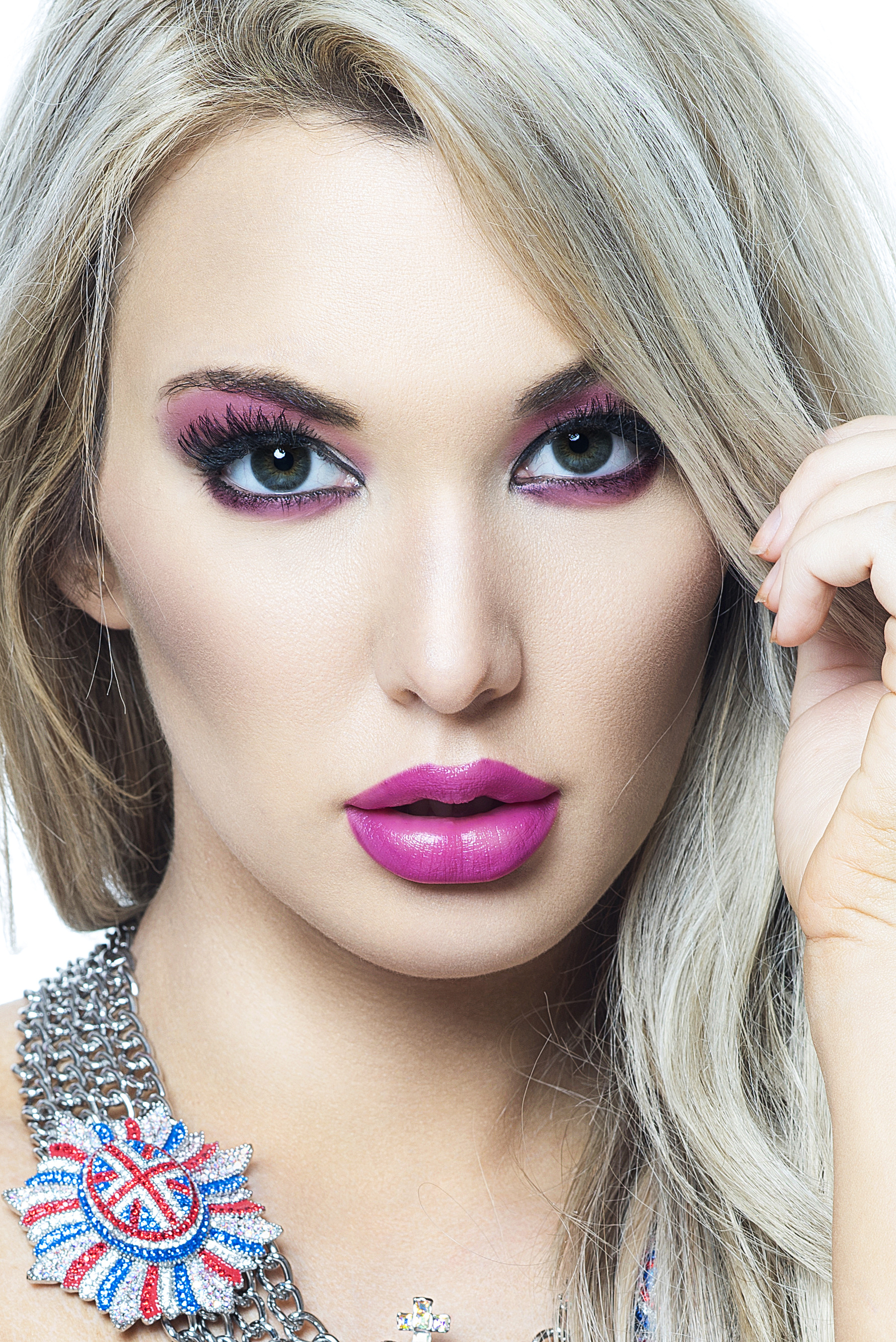 人像修图练习|平面|图案|吃猫的鱼cc - 原创作品 - 站酷 (zcool)