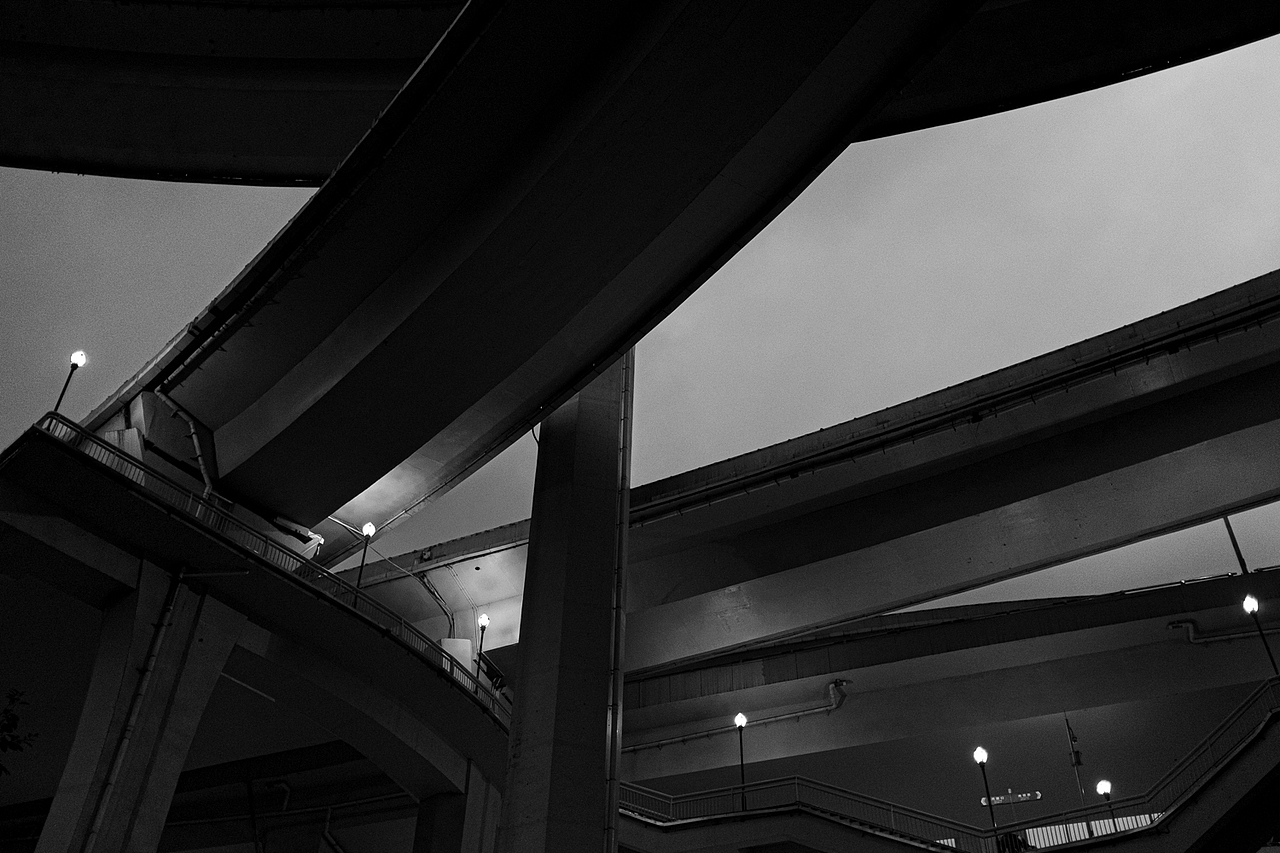 魔幻重庆（图ZMTk1MDkzMTcy） - 环境/建筑摄影 - 站酷设计师尼田原创素材 - 站酷ZCOOL