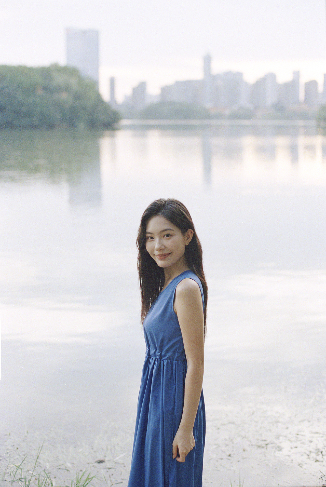 盛夏雏菊（图ZMzc1NDY5NTA0） - 人像摄影 - 站酷设计师Captain摩卡原创素材 - 站酷ZCOOL