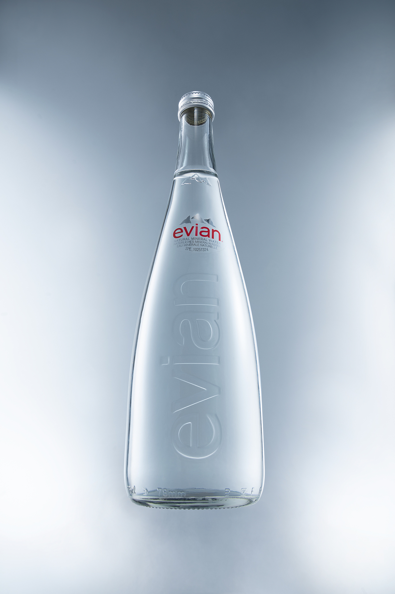礦泉水（圖ZMjQ3MTM1Mjc2） - 產(chǎn)品攝影 - 站酷設(shè)計師商業(yè)攝影師阿鋒原創(chuàng)素材 - 站酷ZCOOL