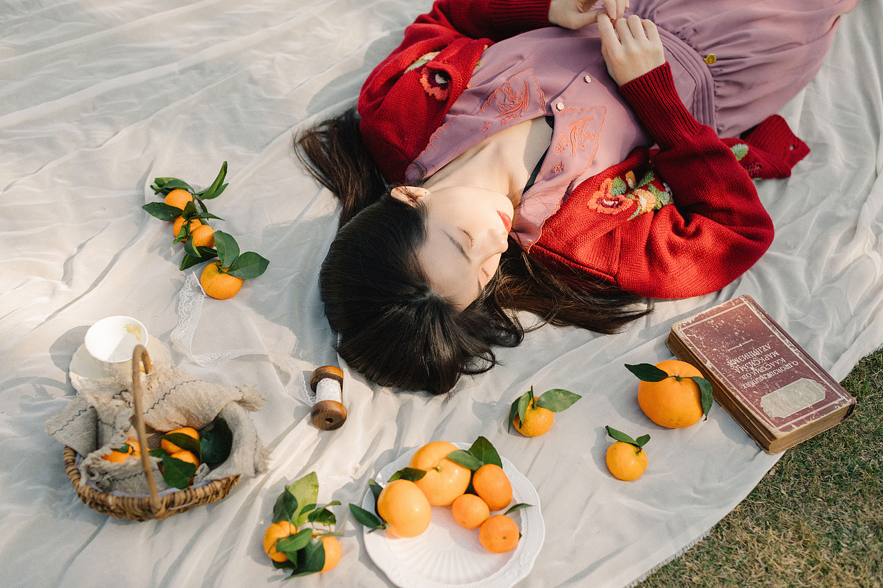 一半海水，一半火焰（火）（图ZMTk0MDE4Mzg0） - 人像摄影 - 站酷设计师文小雨_Elaine原创素材 - 站酷ZCOOL