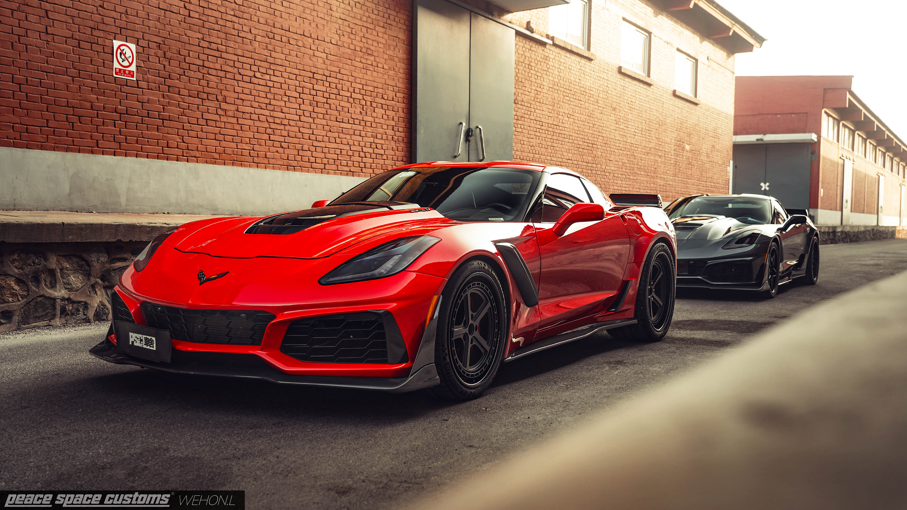 汽车摄影:雪佛兰 科尔维特c7 双车