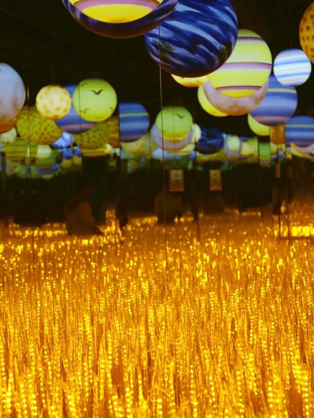 福建泉州“幻光之城”毕加索梦幻光影艺术馆