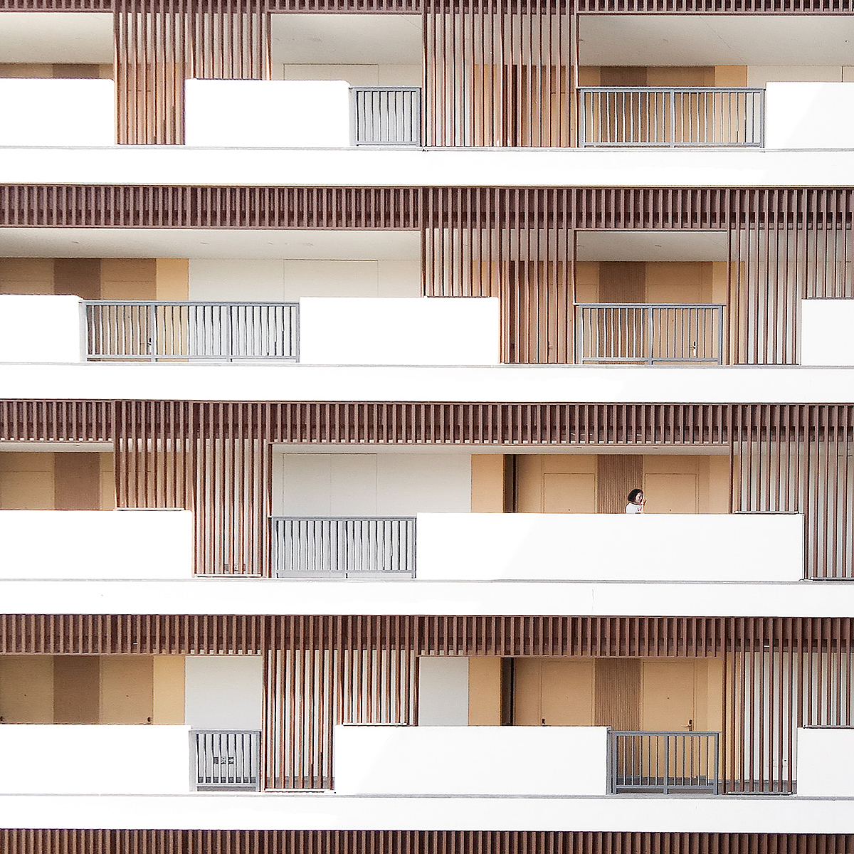 人与建筑（图ZMTI5NTMyNzMy） - 人文/纪实摄影 - 站酷设计师徕图liephoto原创素材 - 站酷ZCOOL