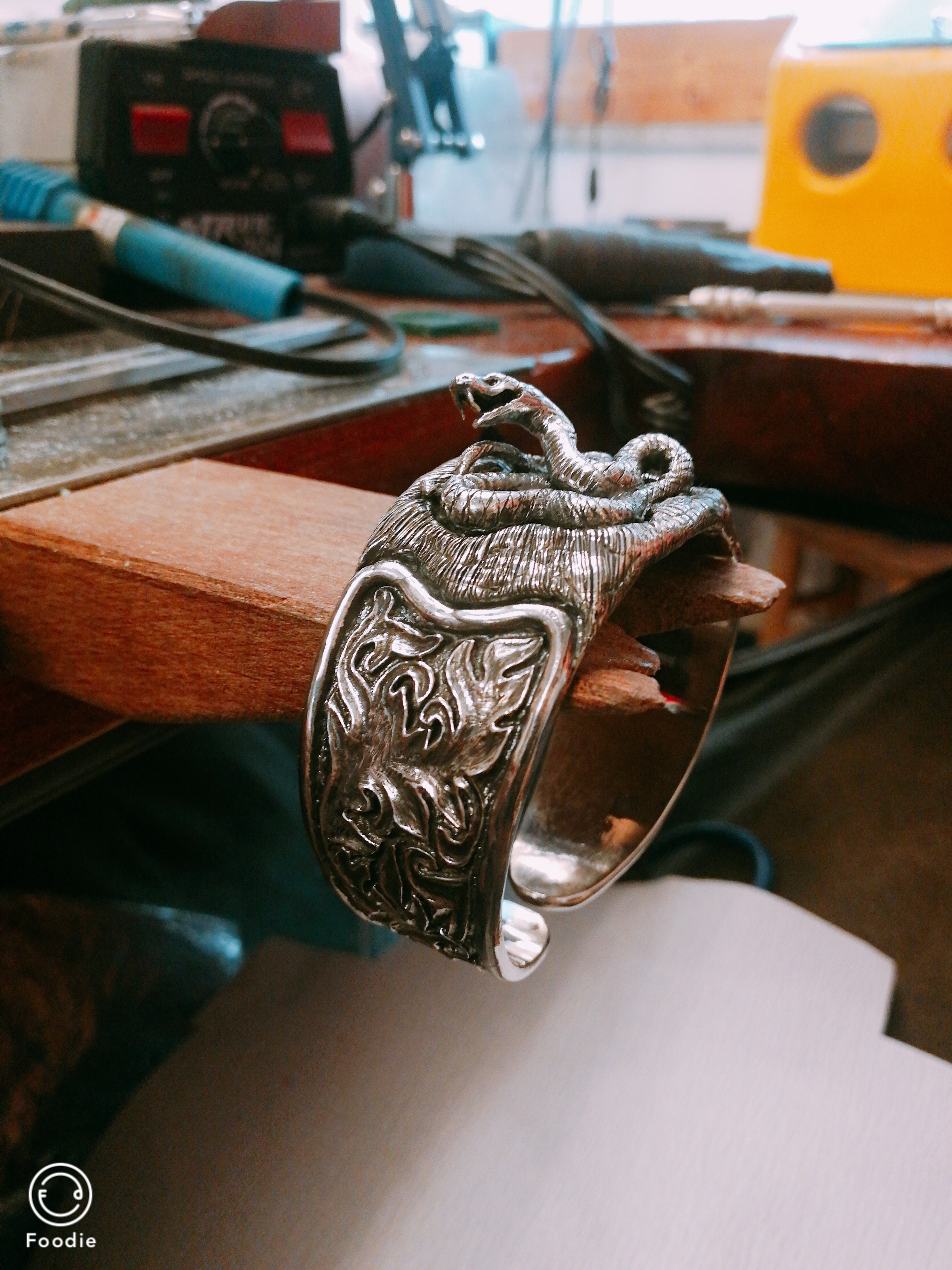 原创手镯手工雕蜡