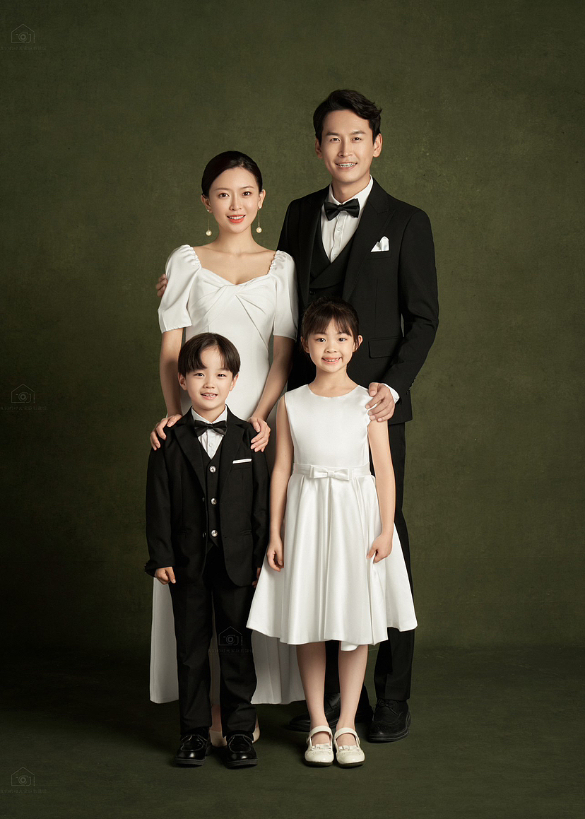 全家福礼服款服装