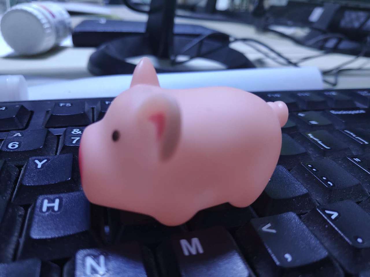 卡通毛發(fā)小豬角色制作（圖ZMTU5ODI0MDY4） - 人物/生物 - 站酷設(shè)計(jì)師Ralph_liu原創(chuàng)素材 - 站酷ZCOOL