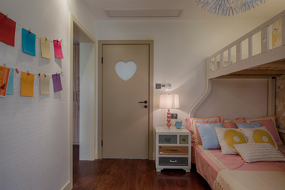 现代混搭风格儿童房装修设计