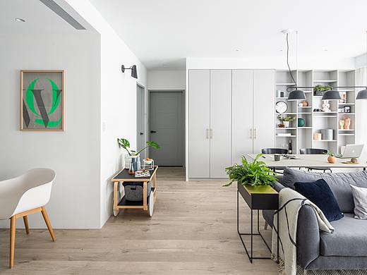 北欧-Light Gray House