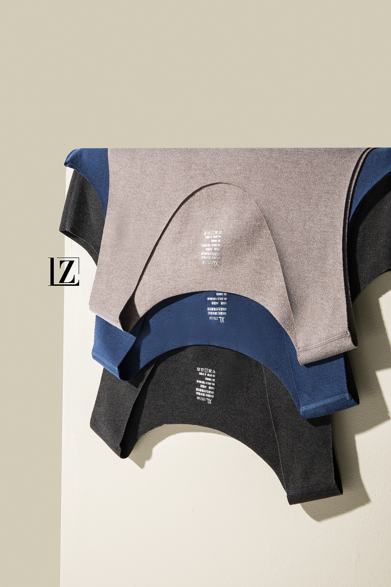 保暖内衣-质感系列（图ZMjI3MTQ4NDQ0） - 产品摄影 - 站酷设计师荔枝视觉原创素材 - 站酷ZCOOL