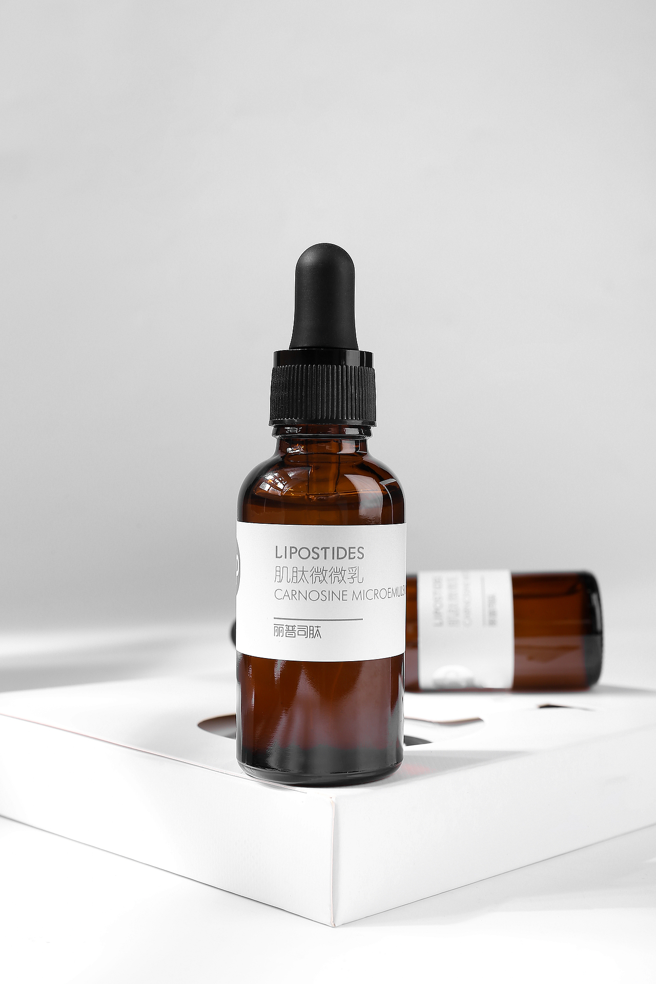 化妆品拍摄-肌肽微微乳