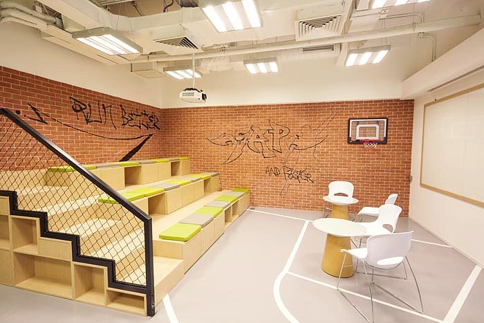 西安网络公司办公室装修设计案例