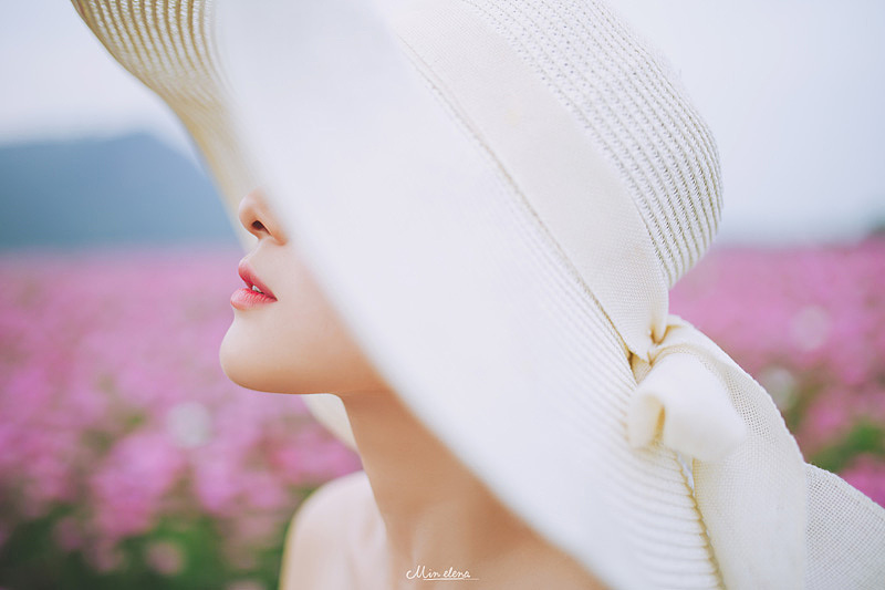 挽起彩虹的衣裳，追寻花朵的天堂（图ZODc0MzU2MDg=） - 人像摄影 - 站酷设计师敏elena原创素材 - 站酷ZCOOL