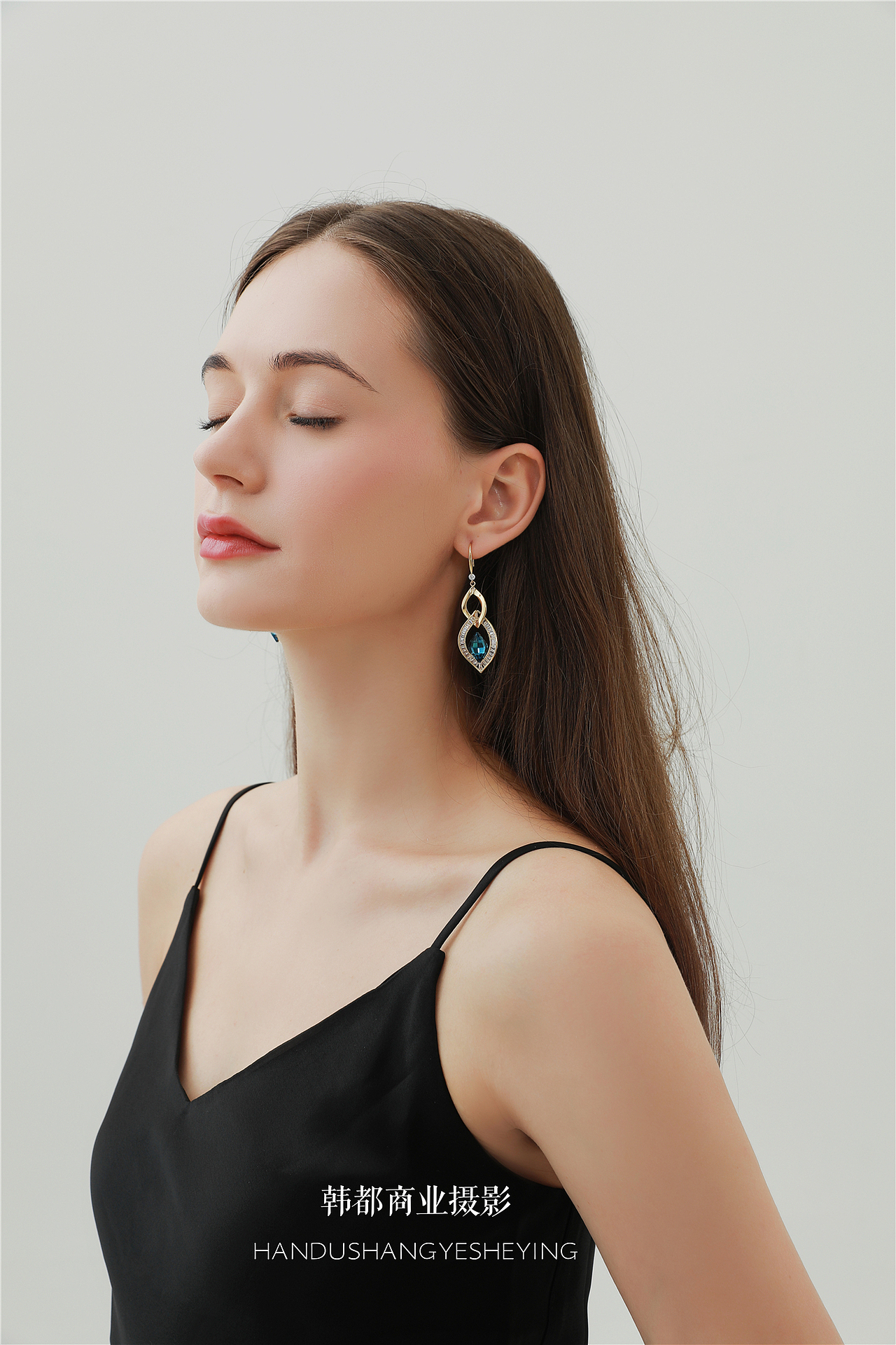 义乌淘宝摄影饰品耳钉项链模特拍摄（图ZMjYxNTIyOTUy） - 人像摄影 - 站酷设计师麦图商业摄影原创素材 - 站酷ZCOOL