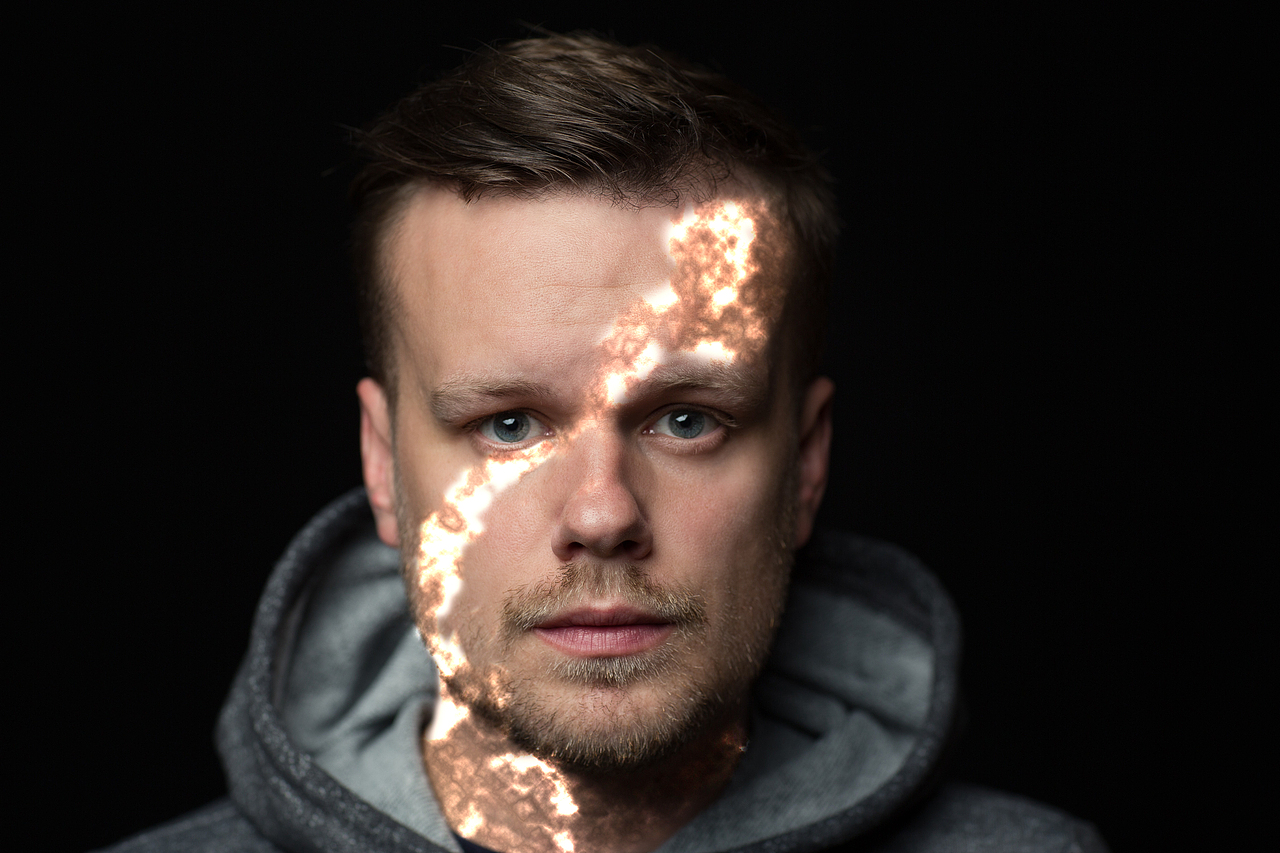 日常练习(双重曝光,脸部特效,彩色素描)