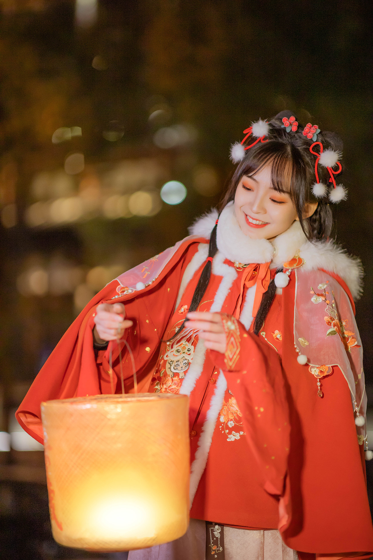 春节夜景汉服写真