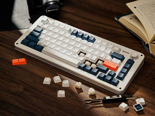 IQUNIX ZONEX 75 | 产品拍摄