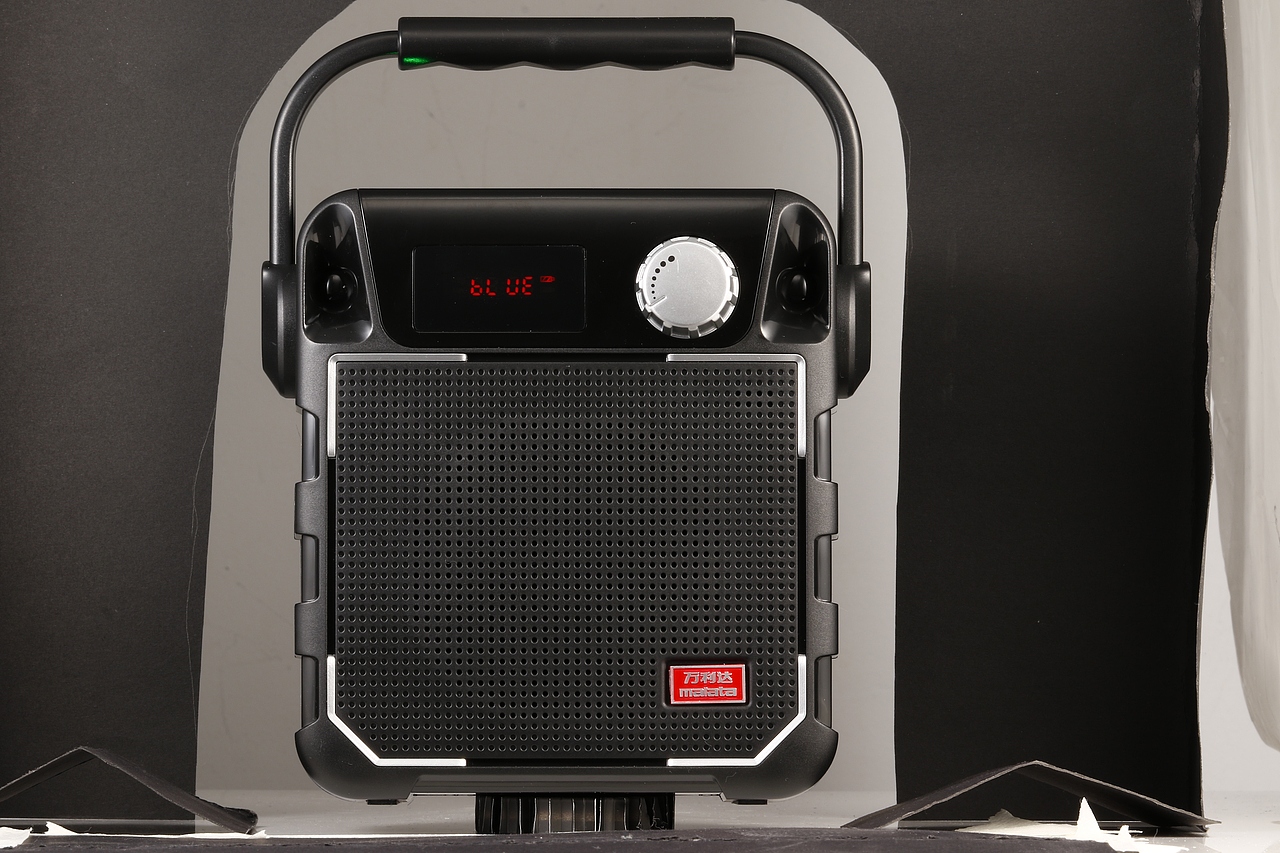 便携式音响拍摄原图