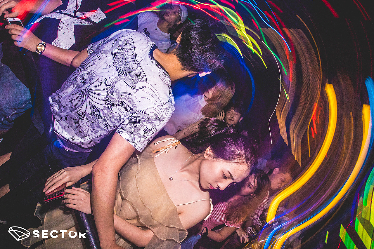 【小炒肉】SECTOR