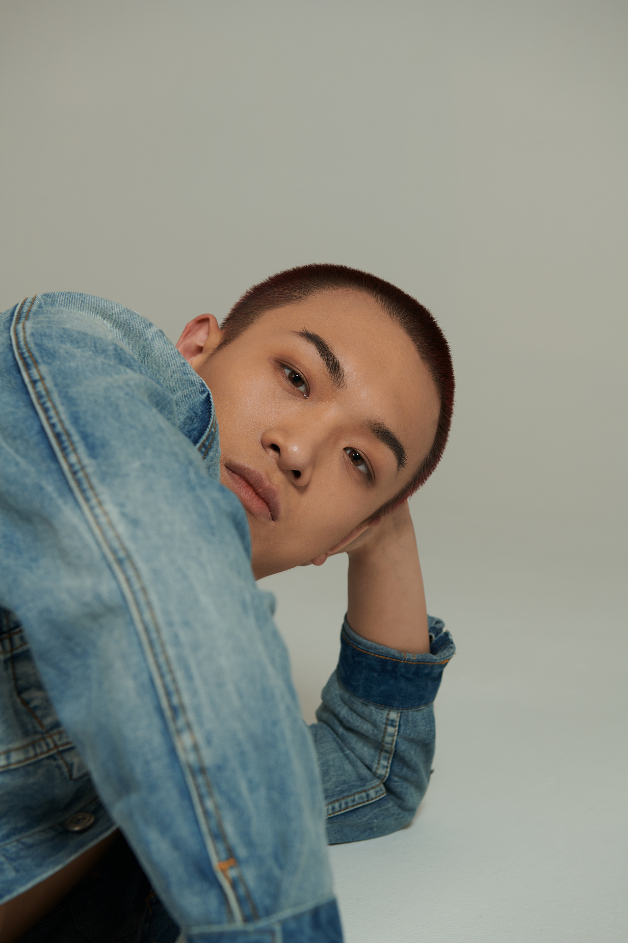 四月 I N T H E E Y E ᶜᵈ（图ZMjUxNjcyOTIw） - 人像摄影 - 站酷设计师摄影师Cadden原创素材 - 站酷ZCOOL