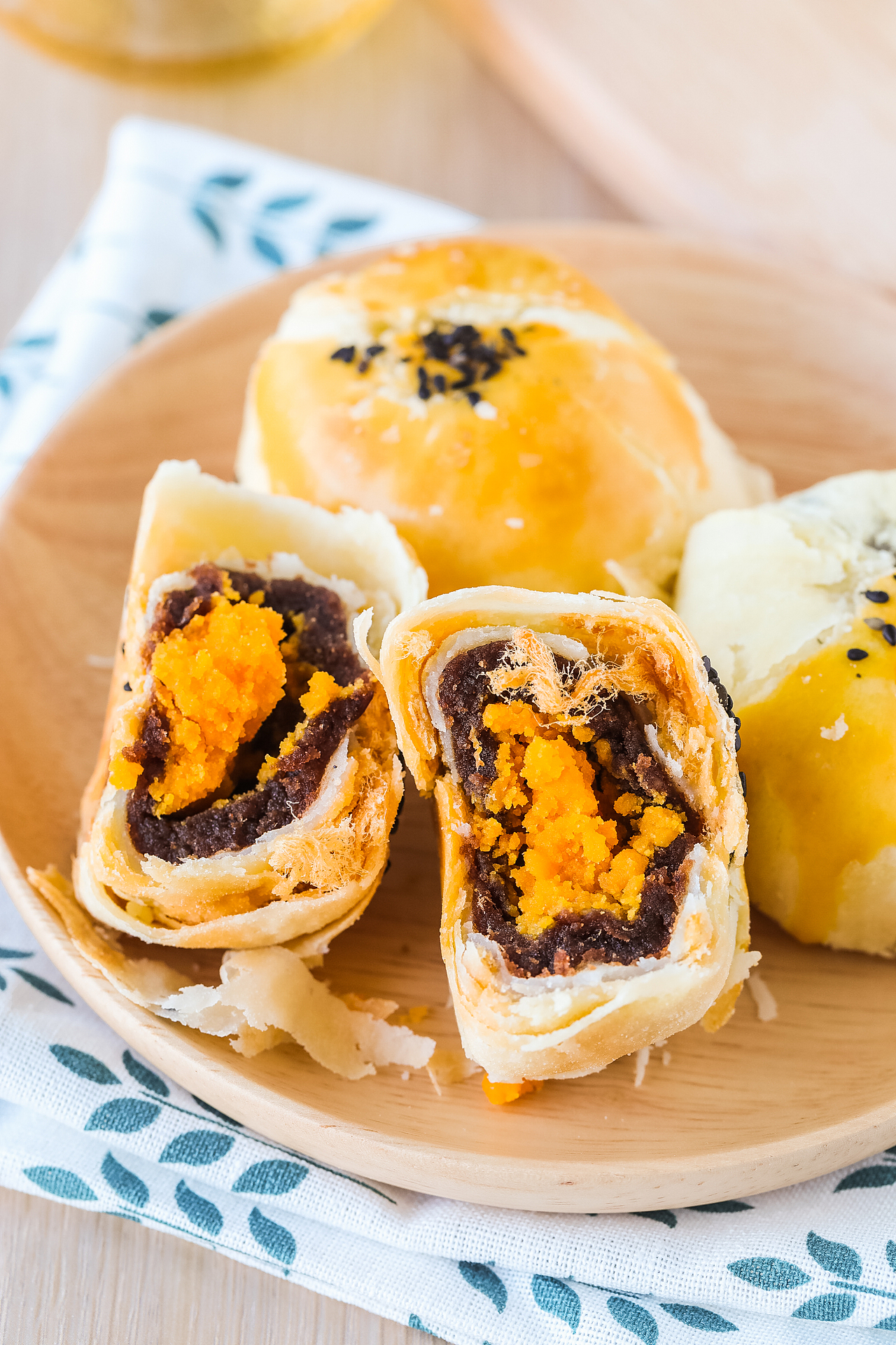 蛋黄酥（图ZMTczODcxOTMy） - 产品摄影 - 站酷设计师吴小厨FANPHOTO原创素材 - 站酷ZCOOL