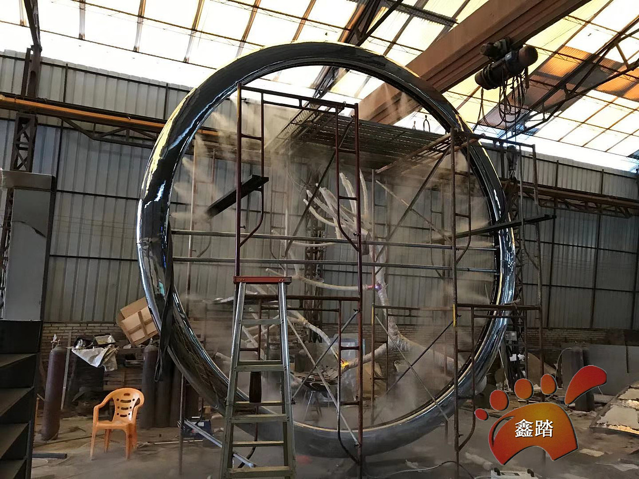 金属圆环不锈钢雕塑/内置喷雾装置 人间仙境（图ZMTkwMzg0NTQ0） - 工艺品设计 - 站酷设计师高端金属制品原创素材 - 站酷ZCOOL