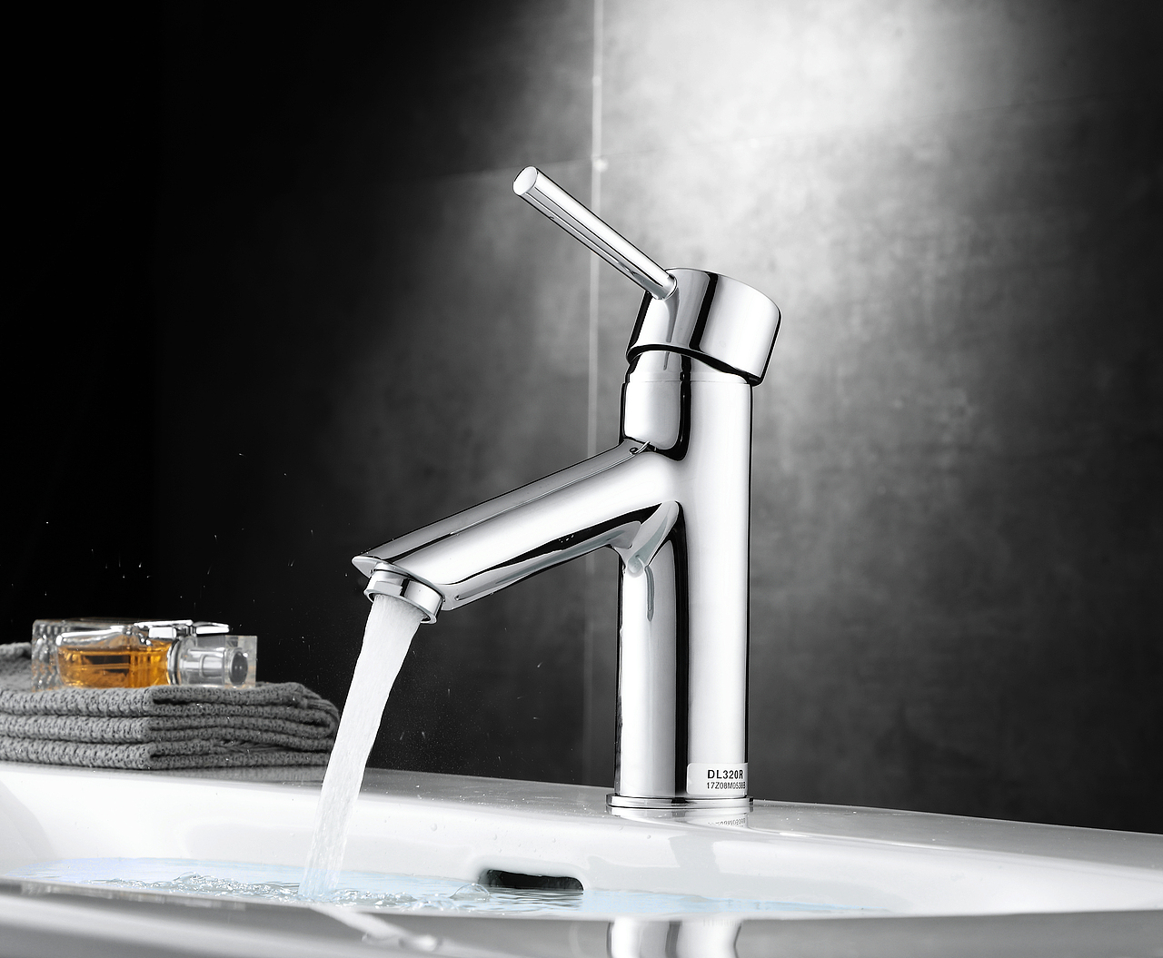 水龙头（图ZMjM3MjE3MzU2） - 产品摄影 - 站酷设计师潮州启点广告原创素材 - 站酷ZCOOL