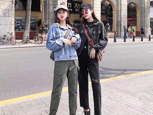 模特周洛希休闲裤 喇叭裤  工装裤 卷脚裤 外景拍摄