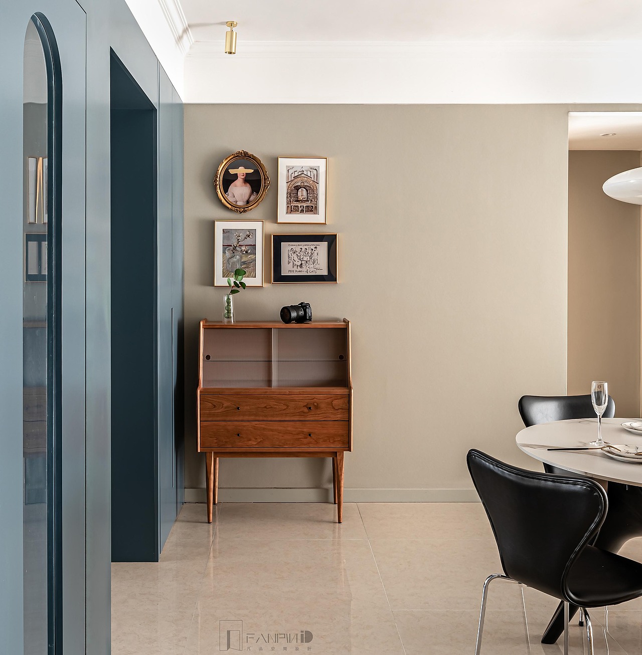 颠覆恒大精装房,两位医学硕士的现代复古之家